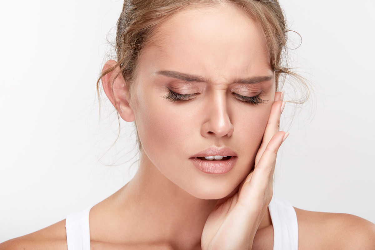 Wisdom Teeth Extraction Cost in 2026: Complete Price Guide With and Without Insurance